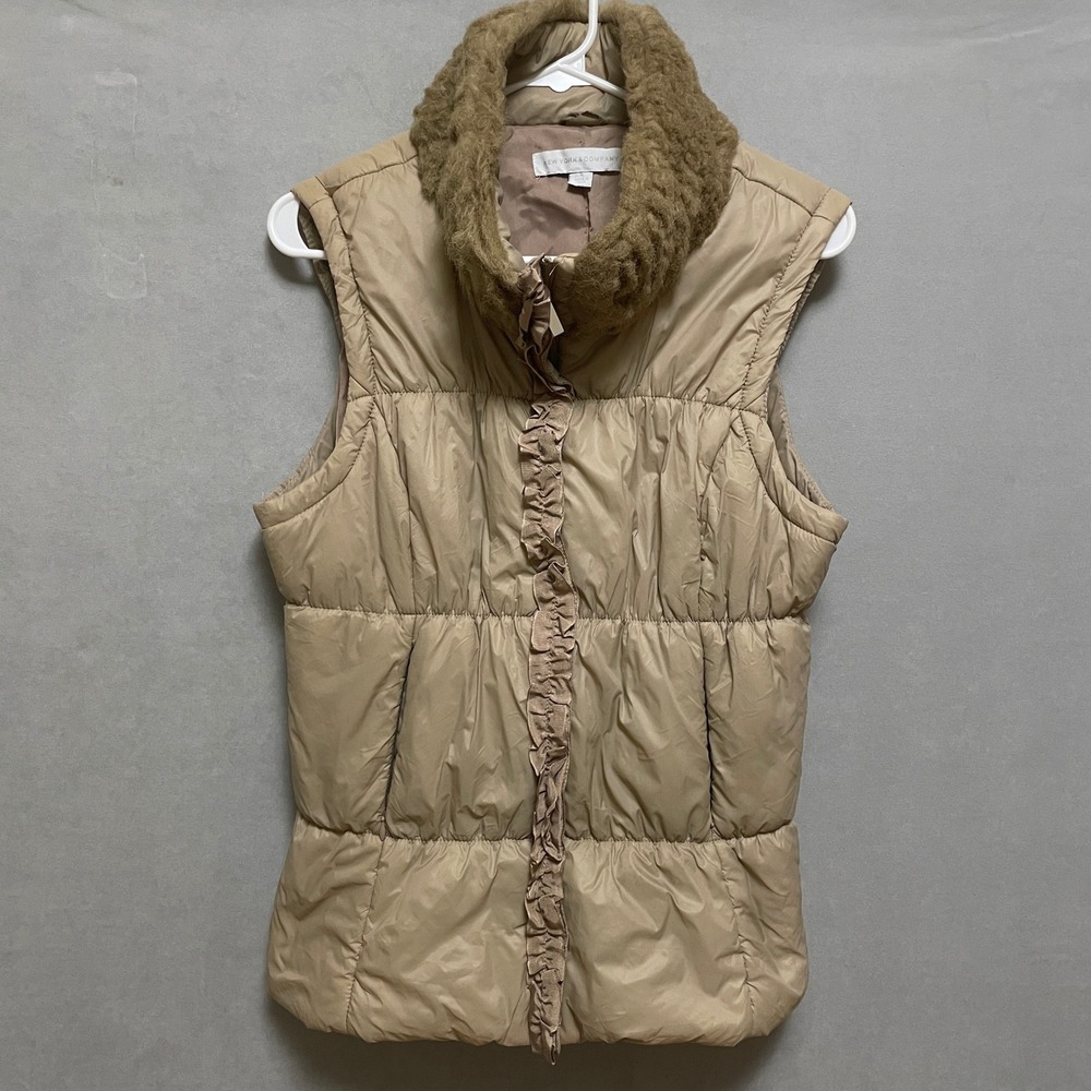 New York & Company Tan Puffer Vest Faux Fur Collar Ruffle Trim Zip Up Gorpcore M